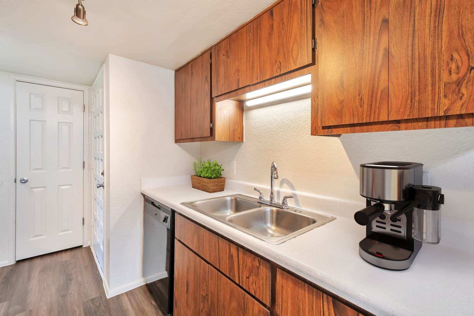 Tempe Apartment: 818 W 3rd St