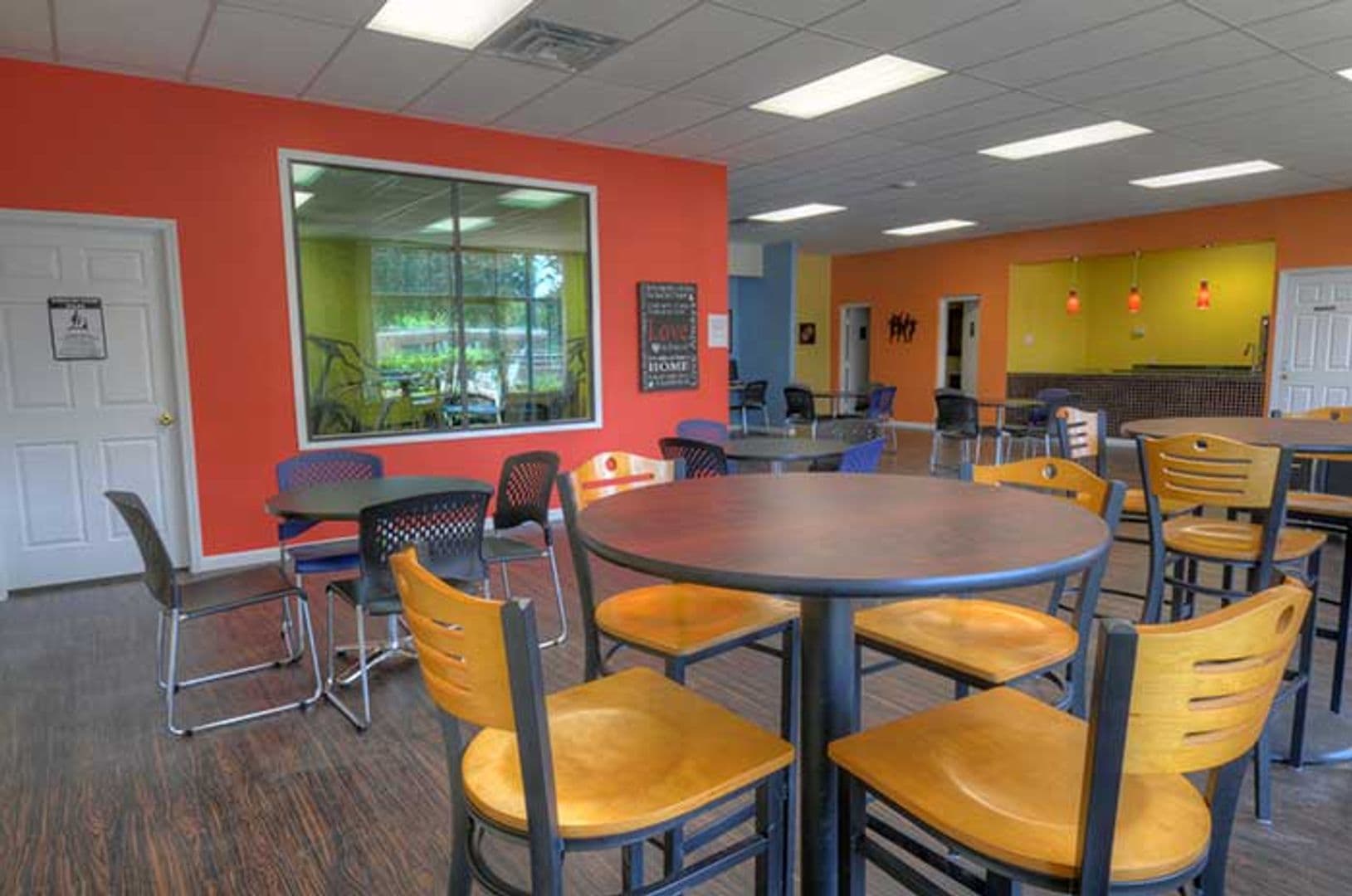 Memphis Apartment: 2059 North Cabana Circle