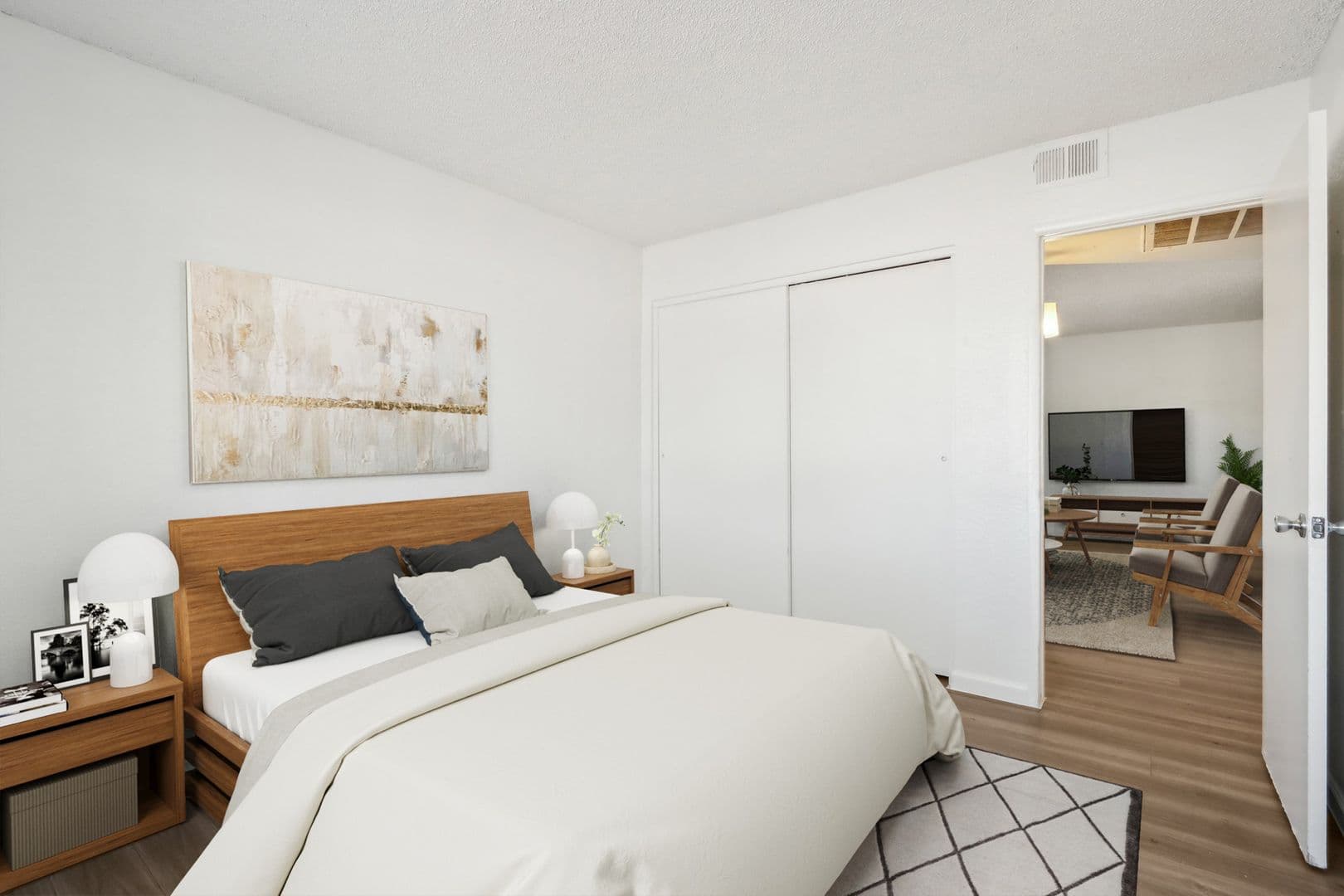 Phoenix Apartment: 15425 N 25th Street