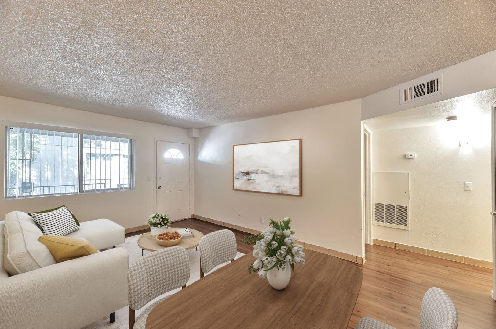 Phoenix Apartment: 7328 N 27th Ave,