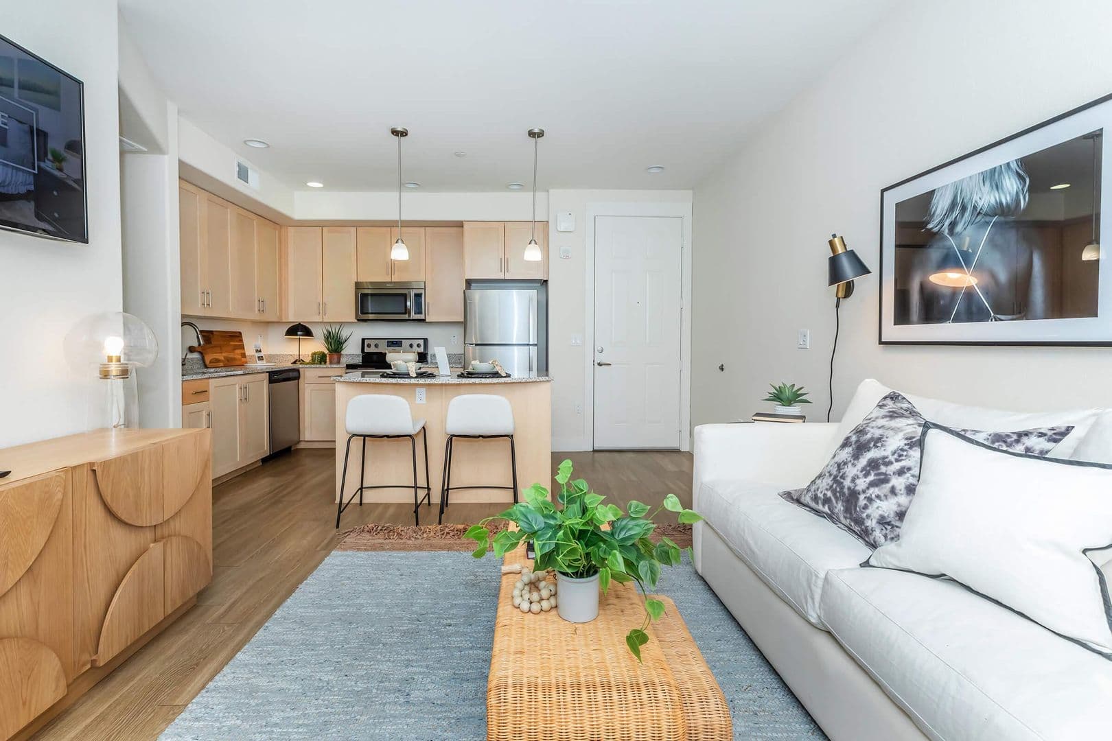 Scottsdale Apartment: 6640 E McDowell Rd