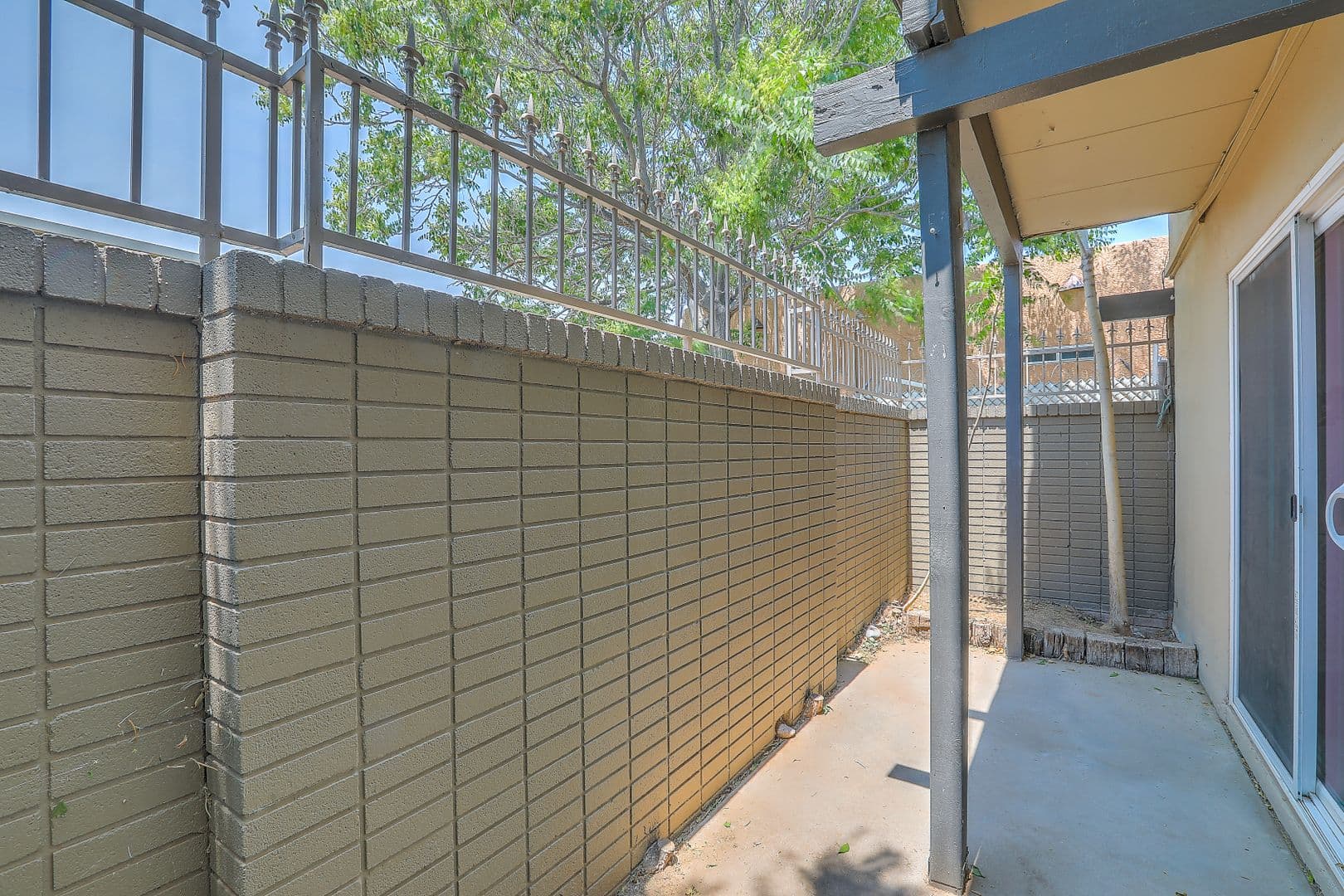 Albuquerque Apartment: 1020 Valencia Drive SE