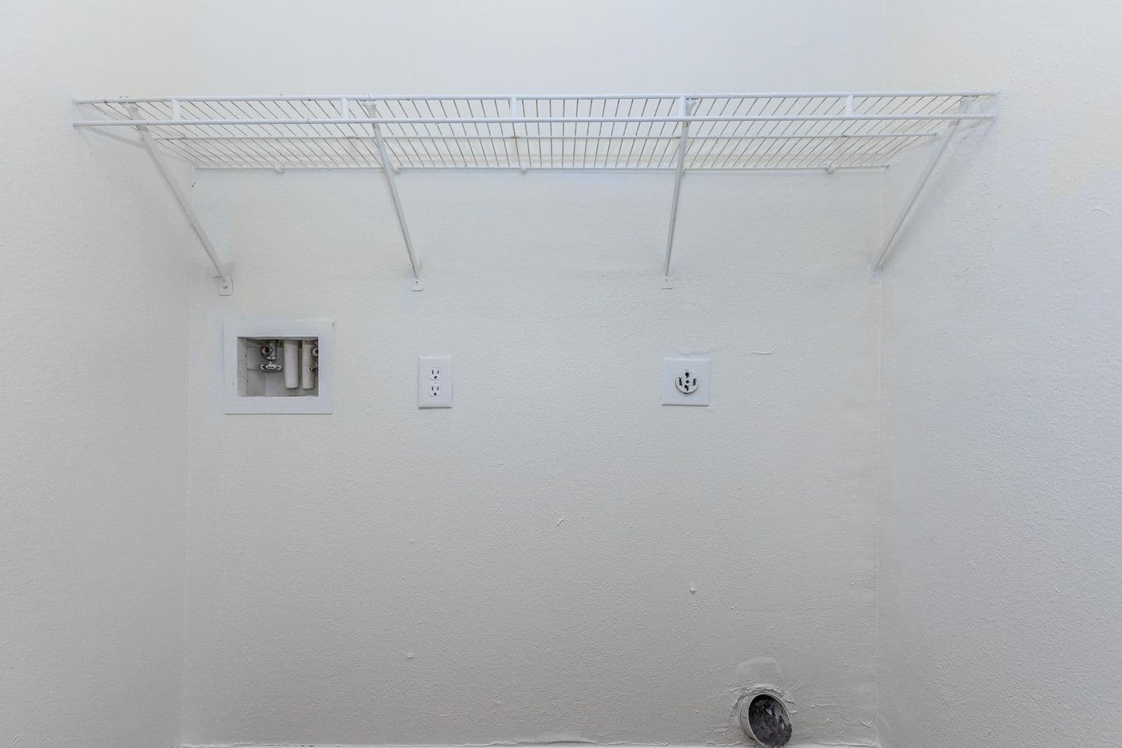 Houston Apartment: 9888 United Drive