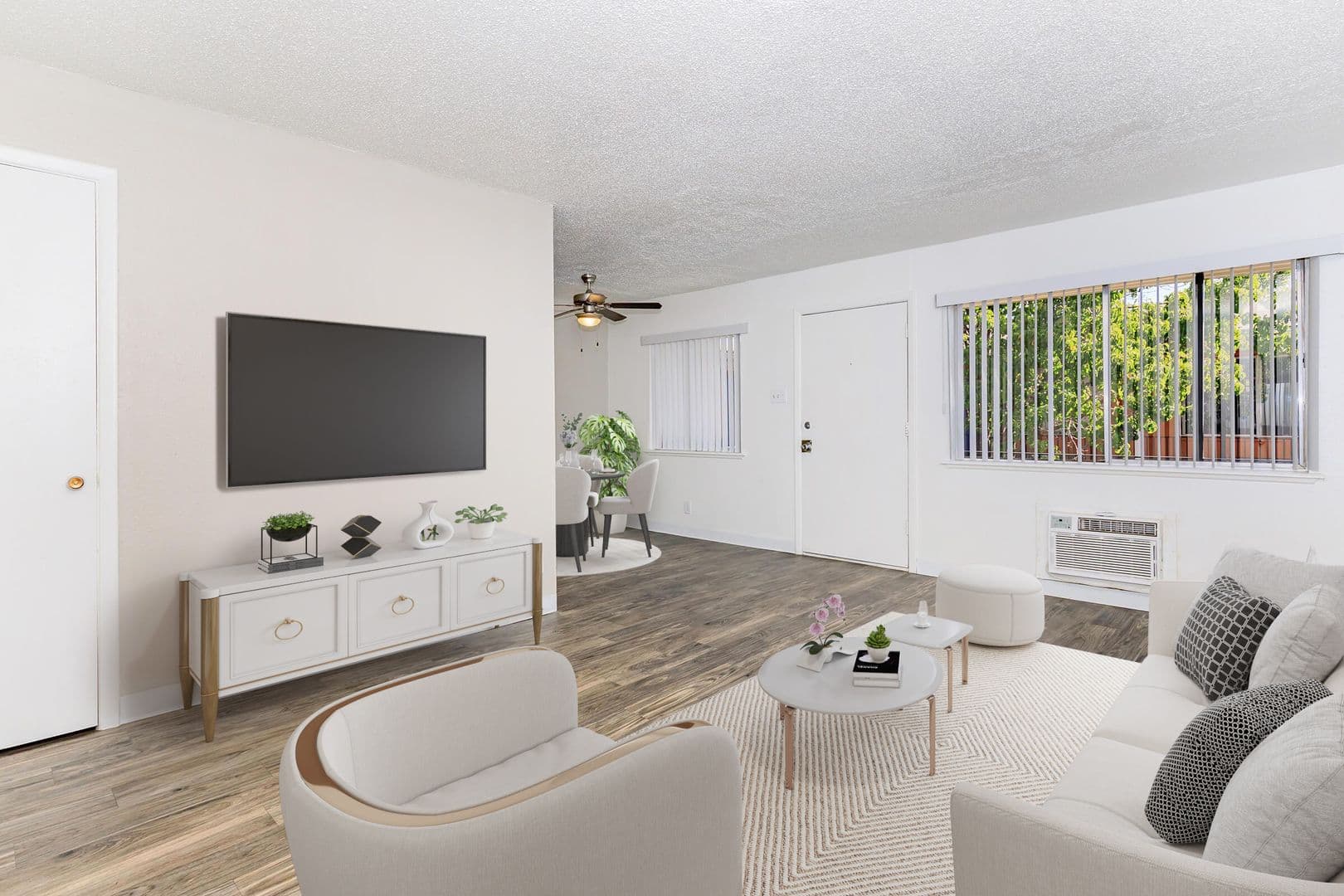 Albuquerque Apartment: 1101 Palomas Drive SE