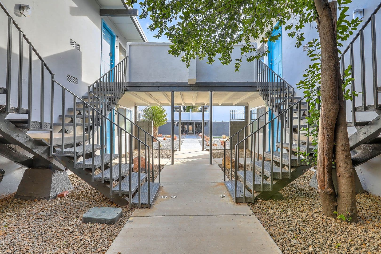 Albuquerque Apartment: 1020 Valencia Drive SE