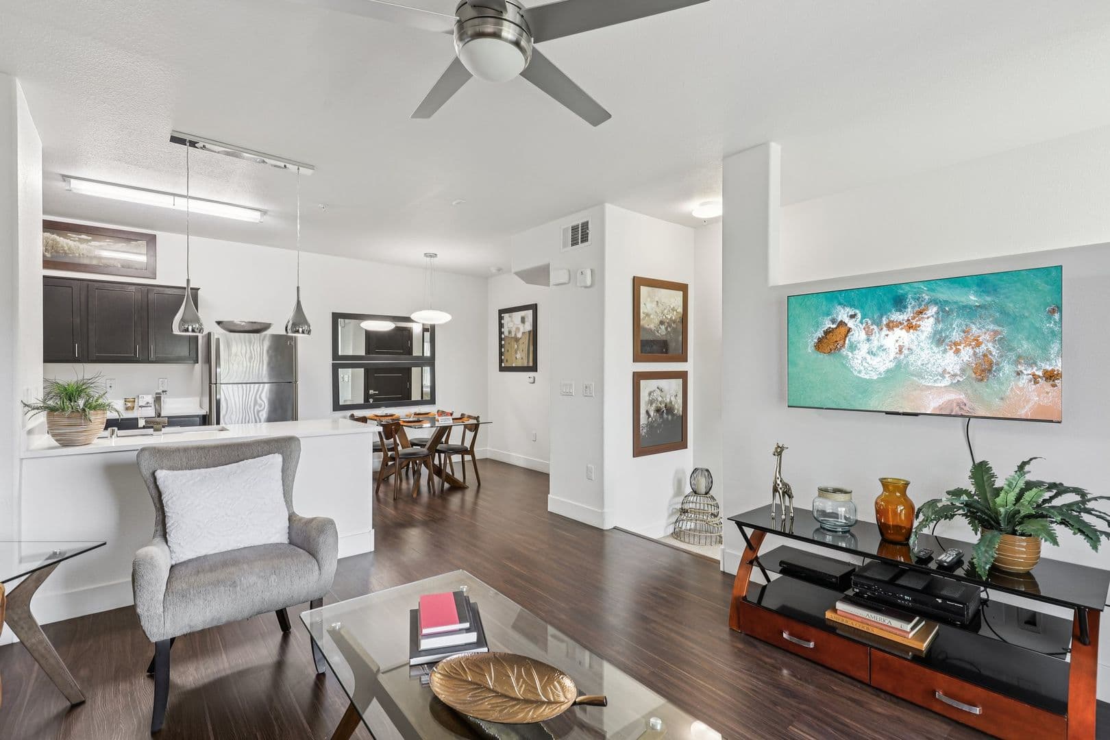 Las Vegas Apartment: 7017 S Buffalo Dr.