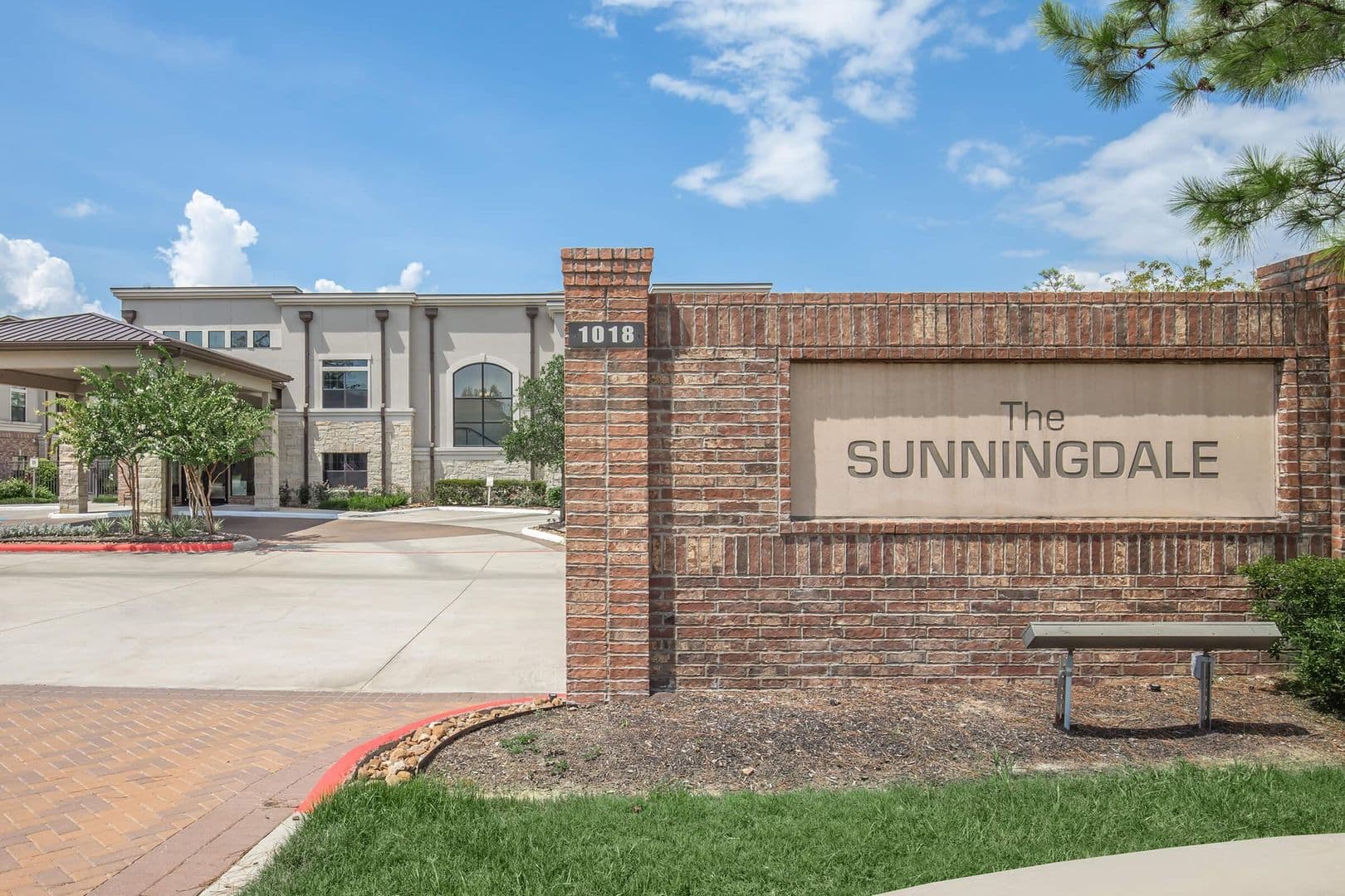 Shenandoah Apartment: 1018 Wellman Road