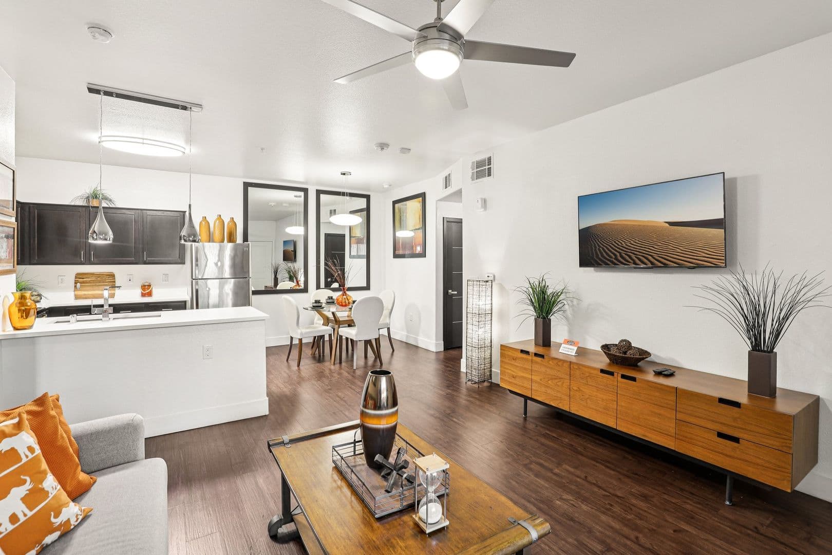 Las Vegas Apartment: 7017 S Buffalo Dr.