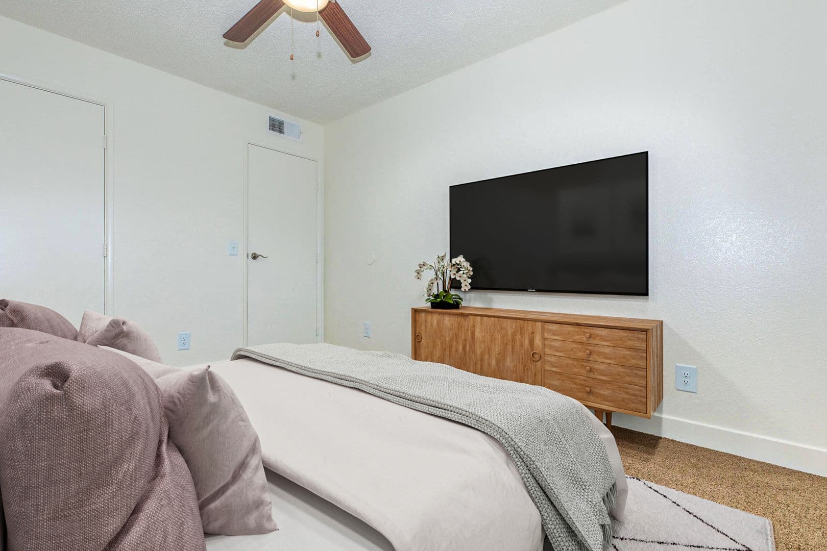 Gilbert Apartment: 960 N Gilbert Rd