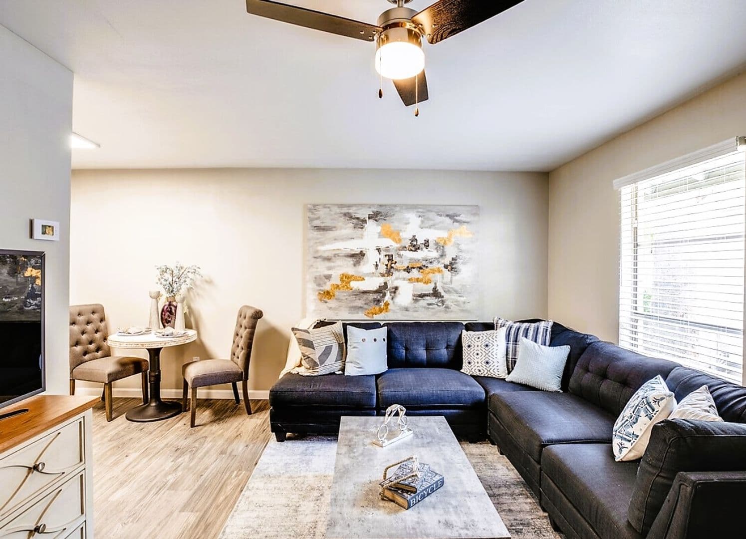 Phoenix Apartment: 4422 N 36th St.
