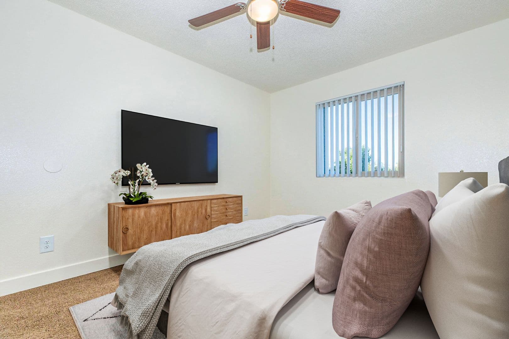 Gilbert Apartment: 960 N Gilbert Rd