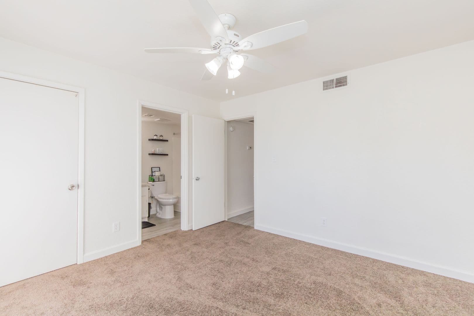 Tempe Apartment: 1876 - 1896 E. Hayden Ln. North