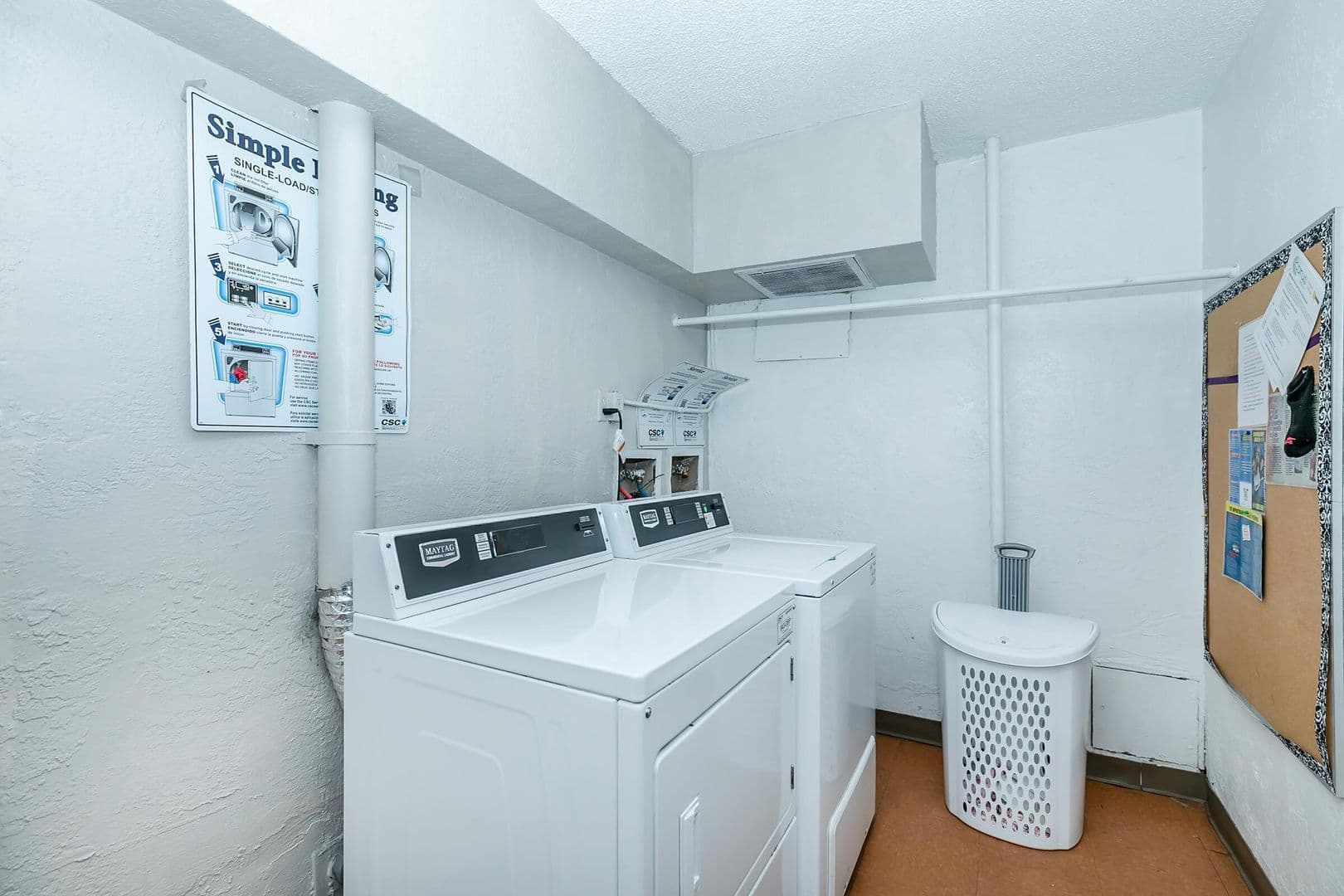 Albuquerque Apartment: 5404 Montgomery Blvd NE
