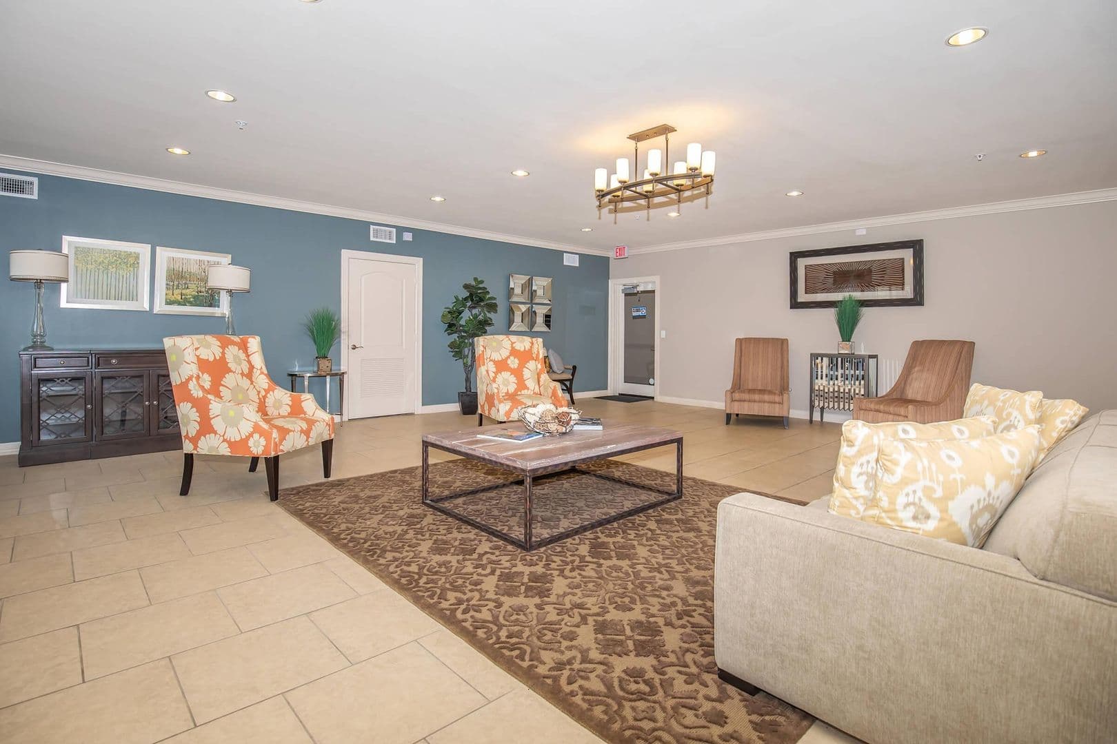 Shenandoah Apartment: 1018 Wellman Road