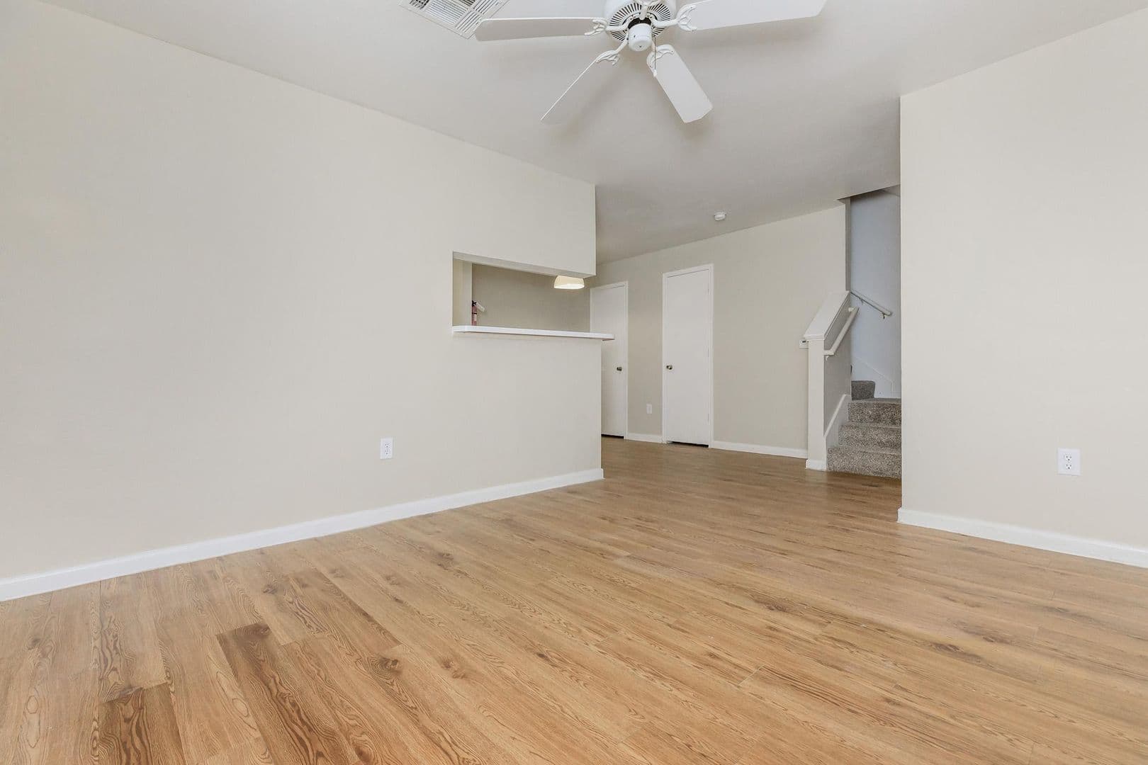 Houston Apartment: 9888 United Drive