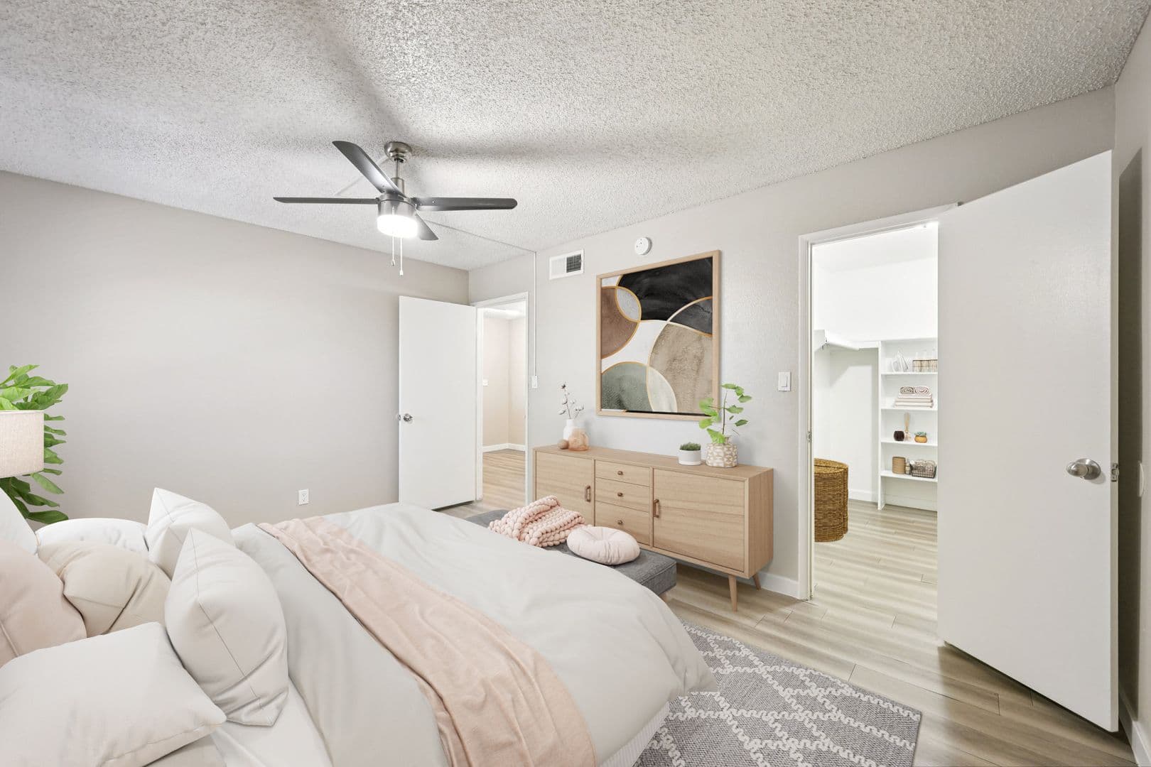 Phoenix Apartment: 17625 N 7th St.