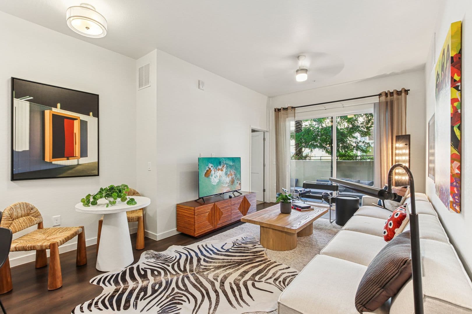 Chandler Apartment: 222 W Boston Street