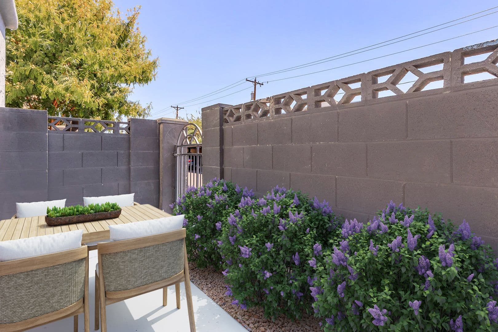 Phoenix Apartment: 4127 E Indian School Rd