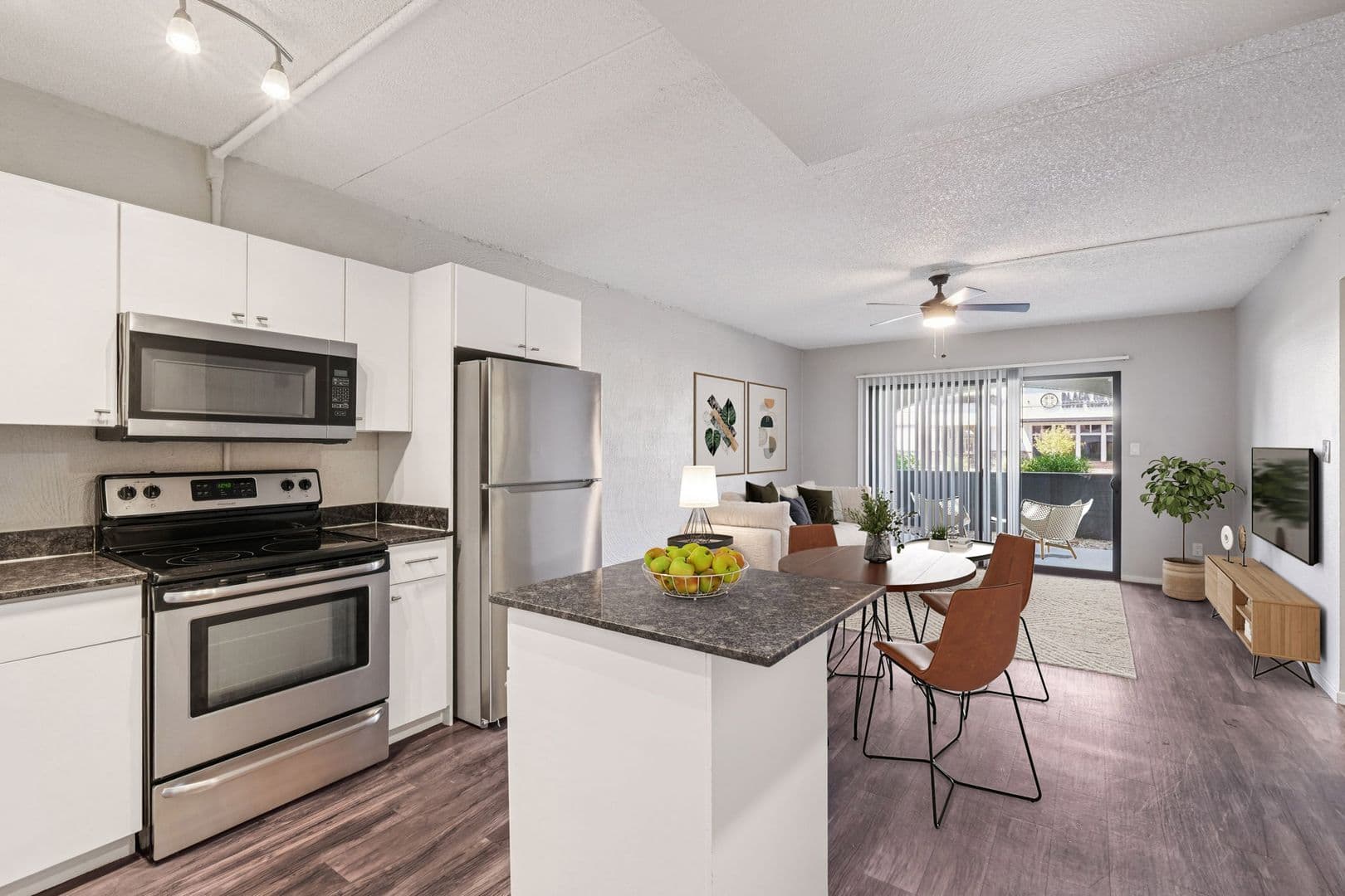 Phoenix Apartment: 4127 E Indian School Rd