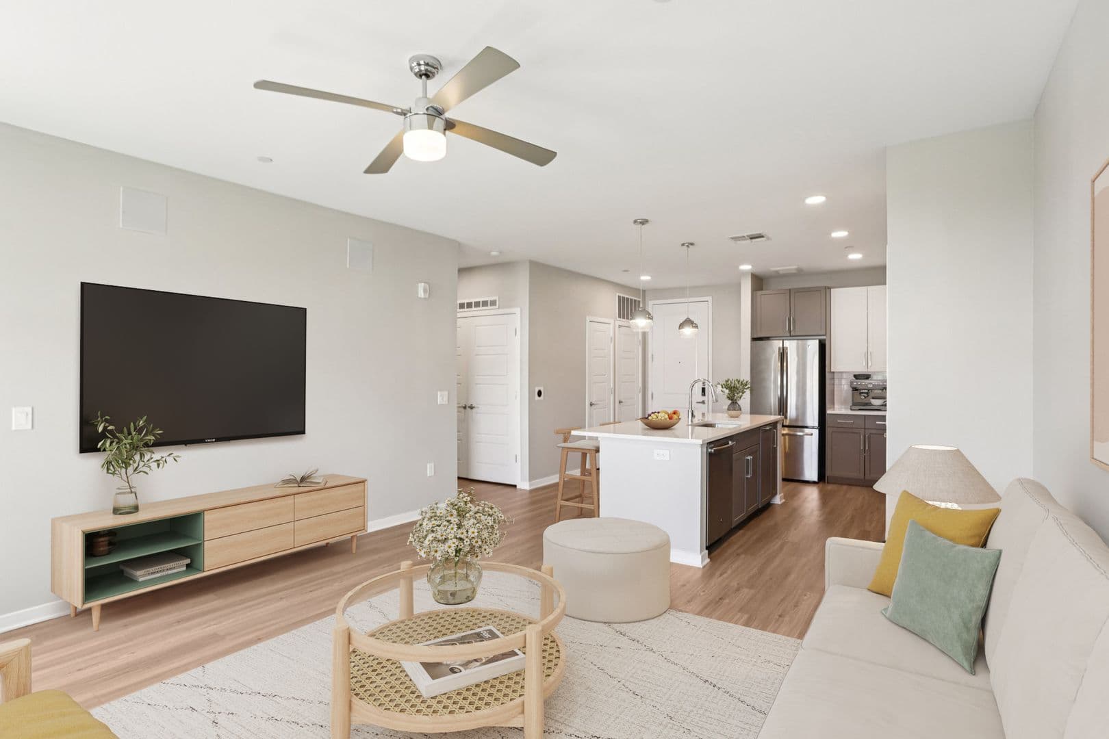 Phoenix Apartment: 777 E Stella Ln.