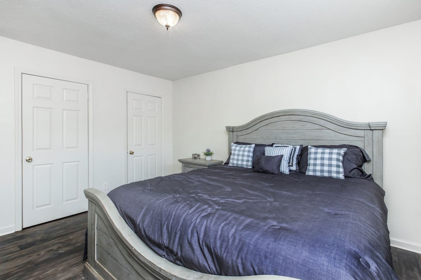 Memphis Apartment: 2059 North Cabana Circle