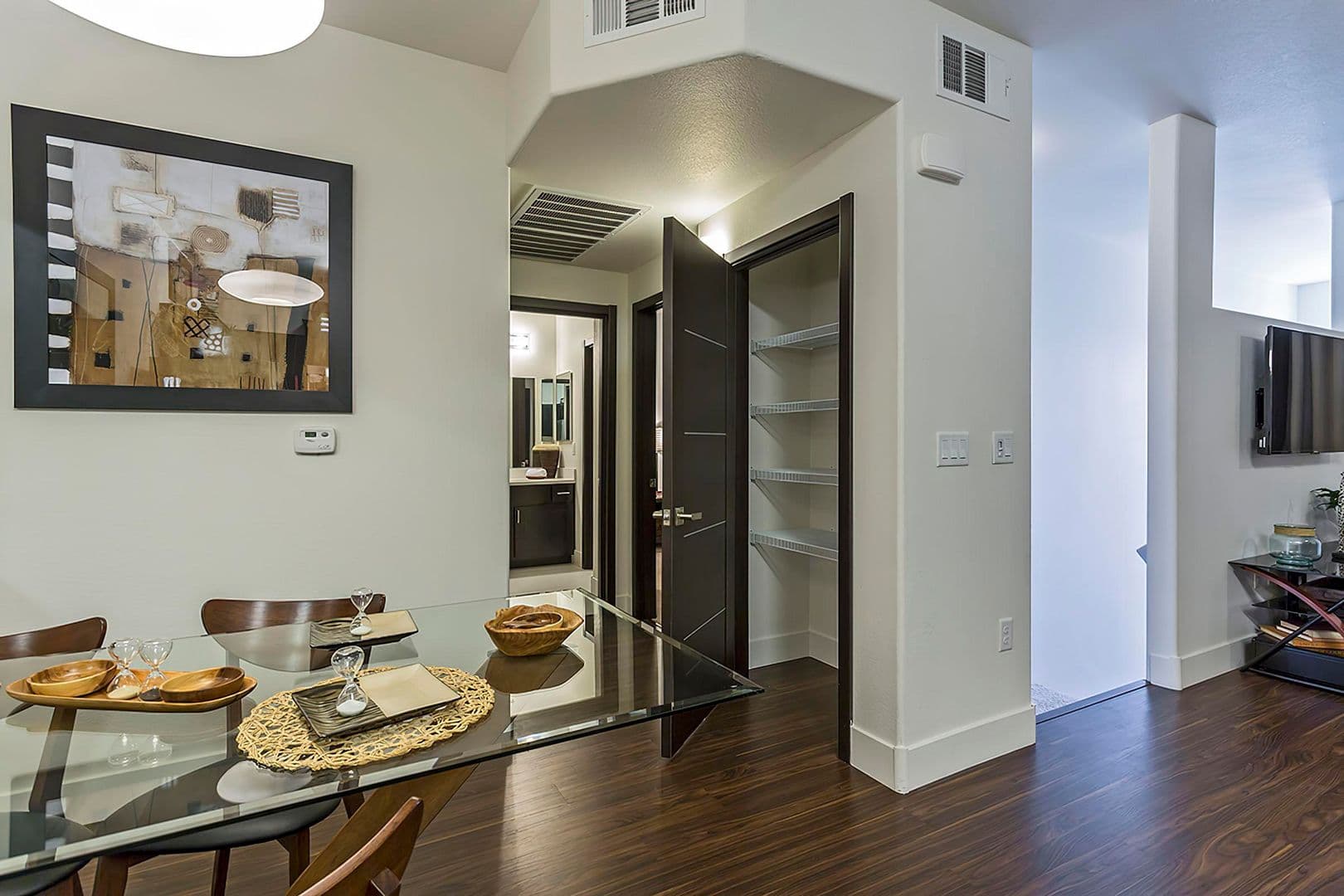 Las Vegas Apartment: 7017 S Buffalo Dr.