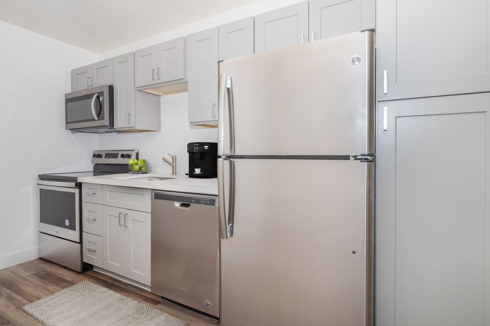 Tempe Apartment: 1532 South Price Road