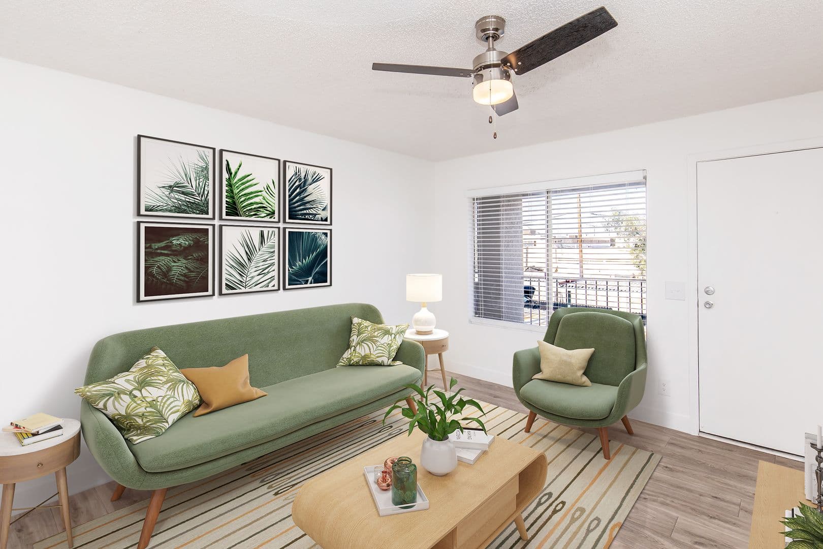 Phoenix Apartment: 40 E Sunland Ave