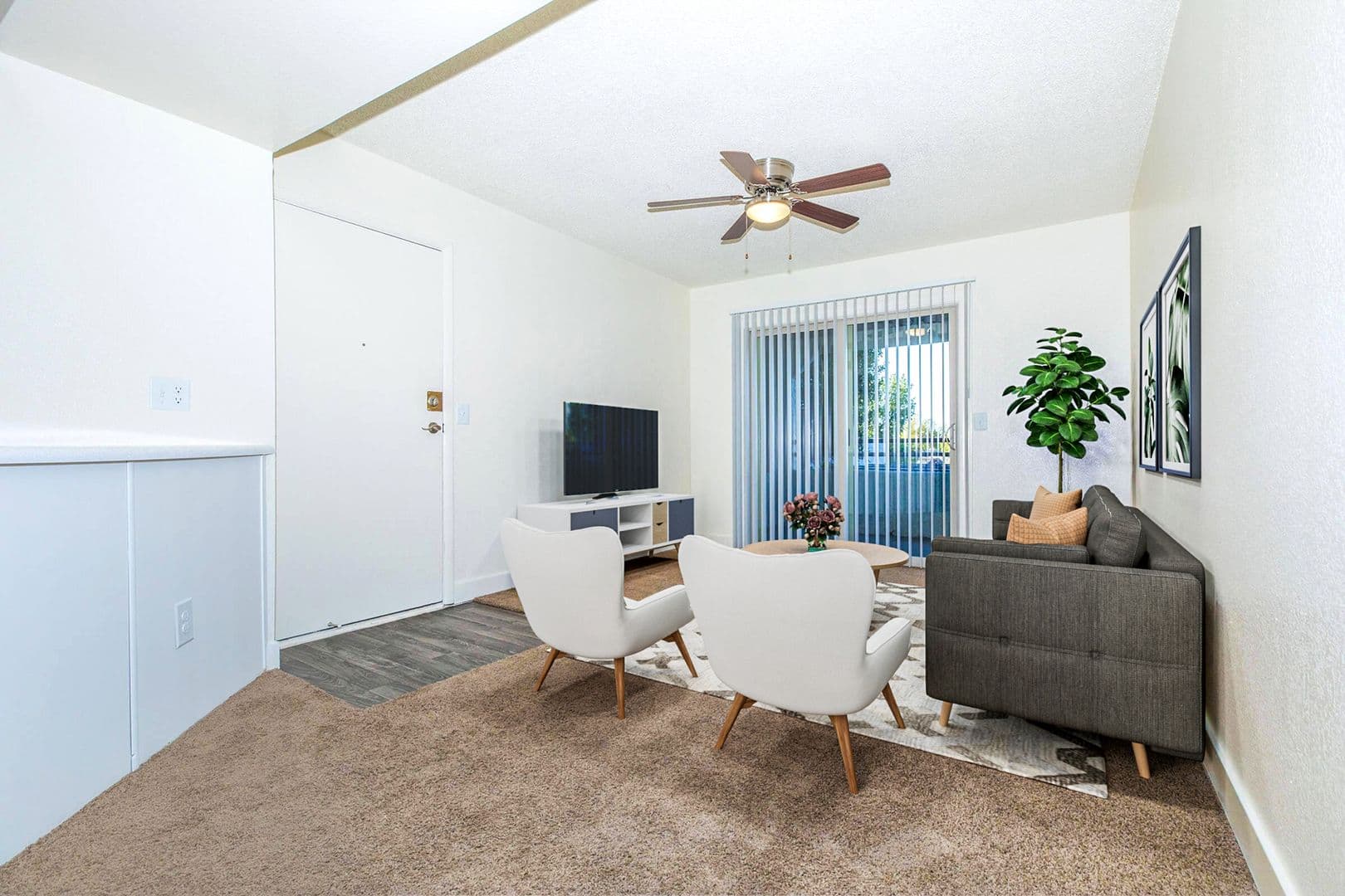 Gilbert Apartment: 960 N Gilbert Rd