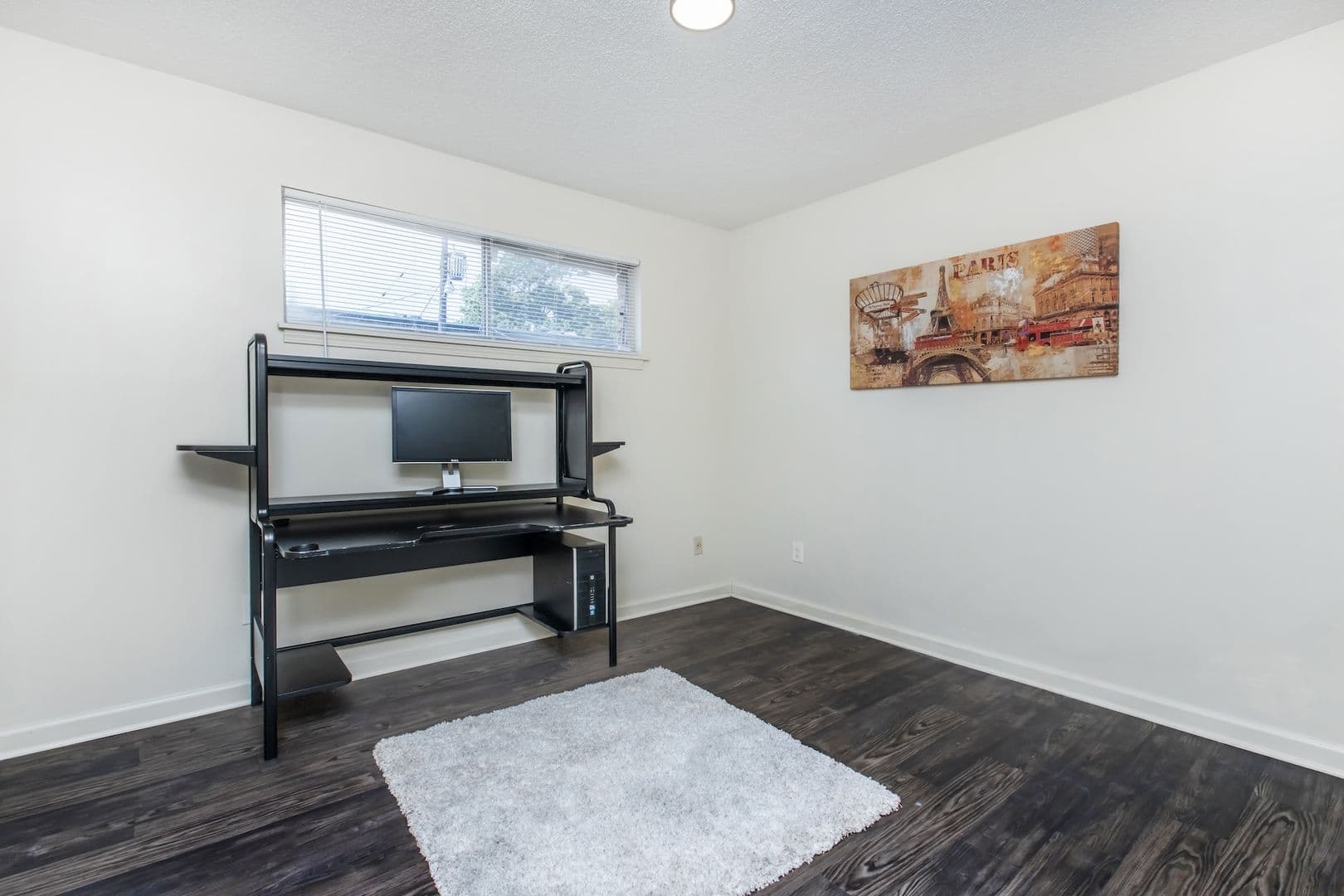 Memphis Apartment: 2059 North Cabana Circle