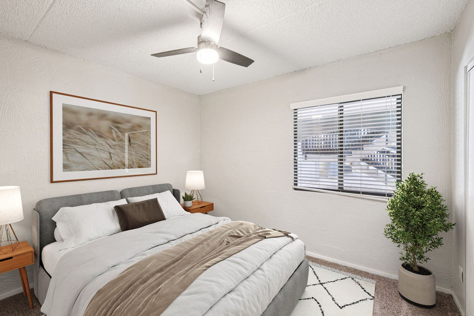 Phoenix Apartment: 4127 E Indian School Rd