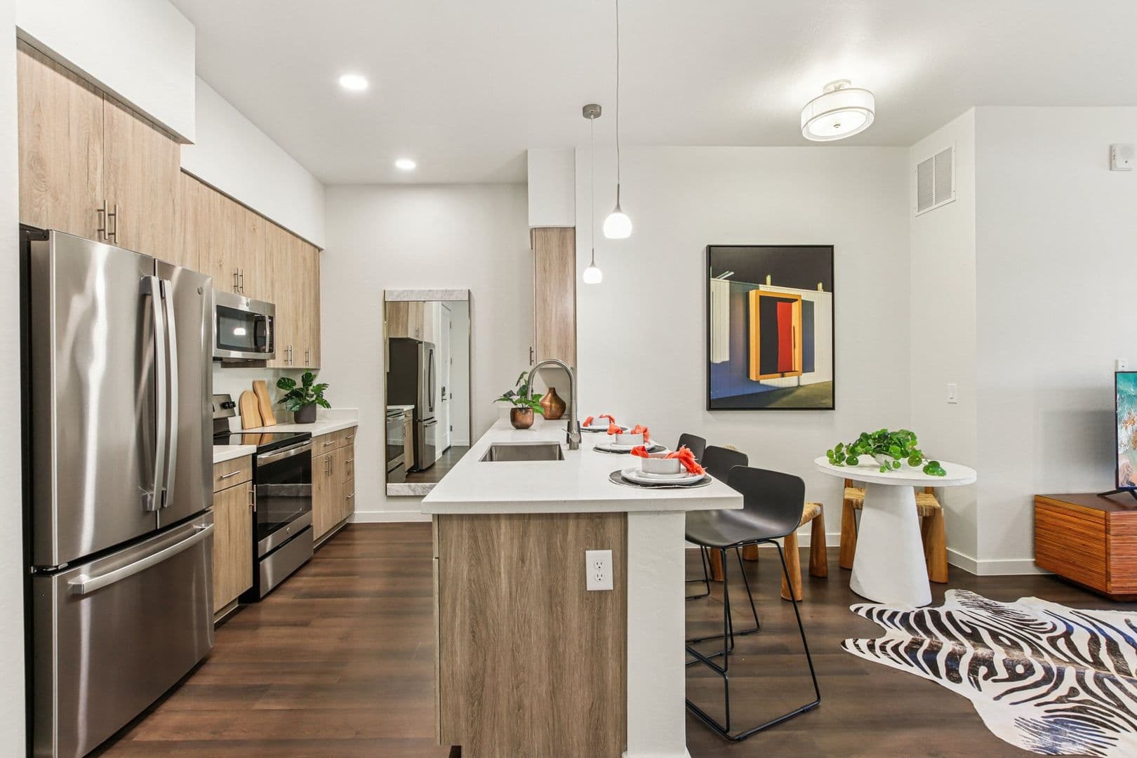 Chandler Apartment: 222 W Boston Street