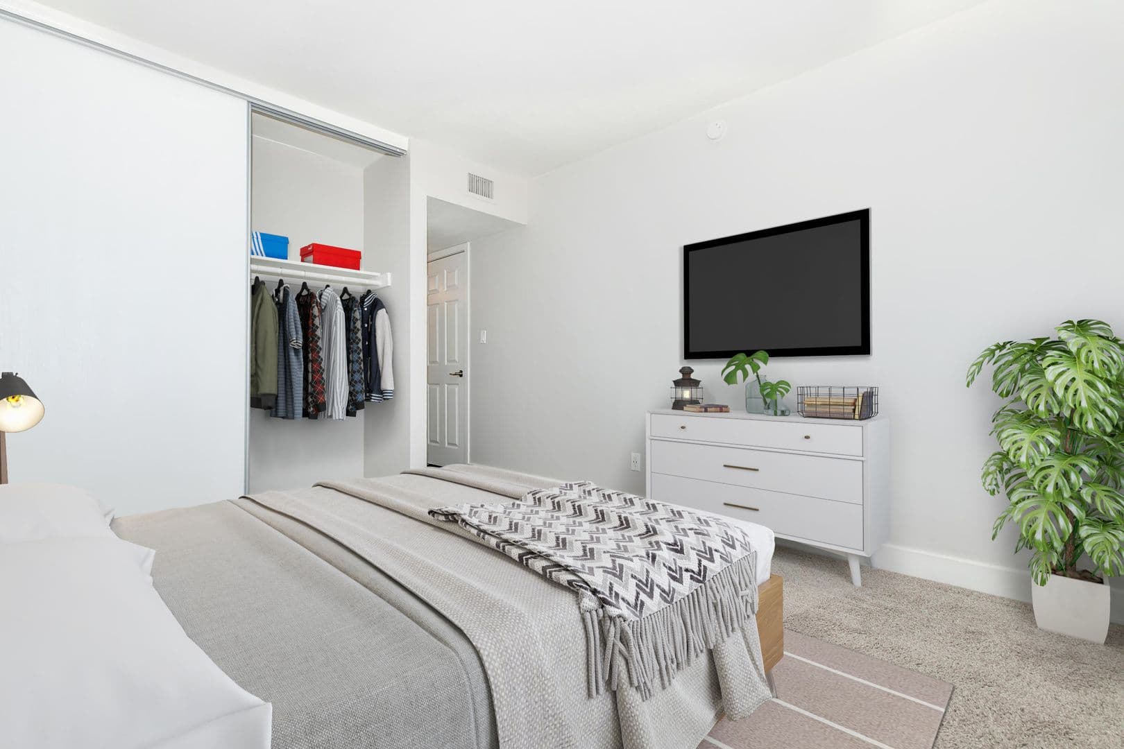 Phoenix Apartment: 2606 N 44th St