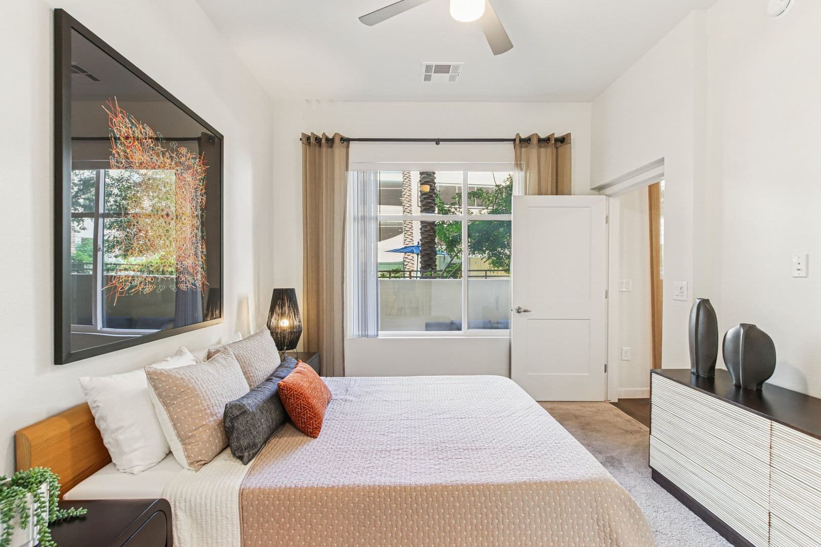 Chandler Apartment: 222 W Boston Street