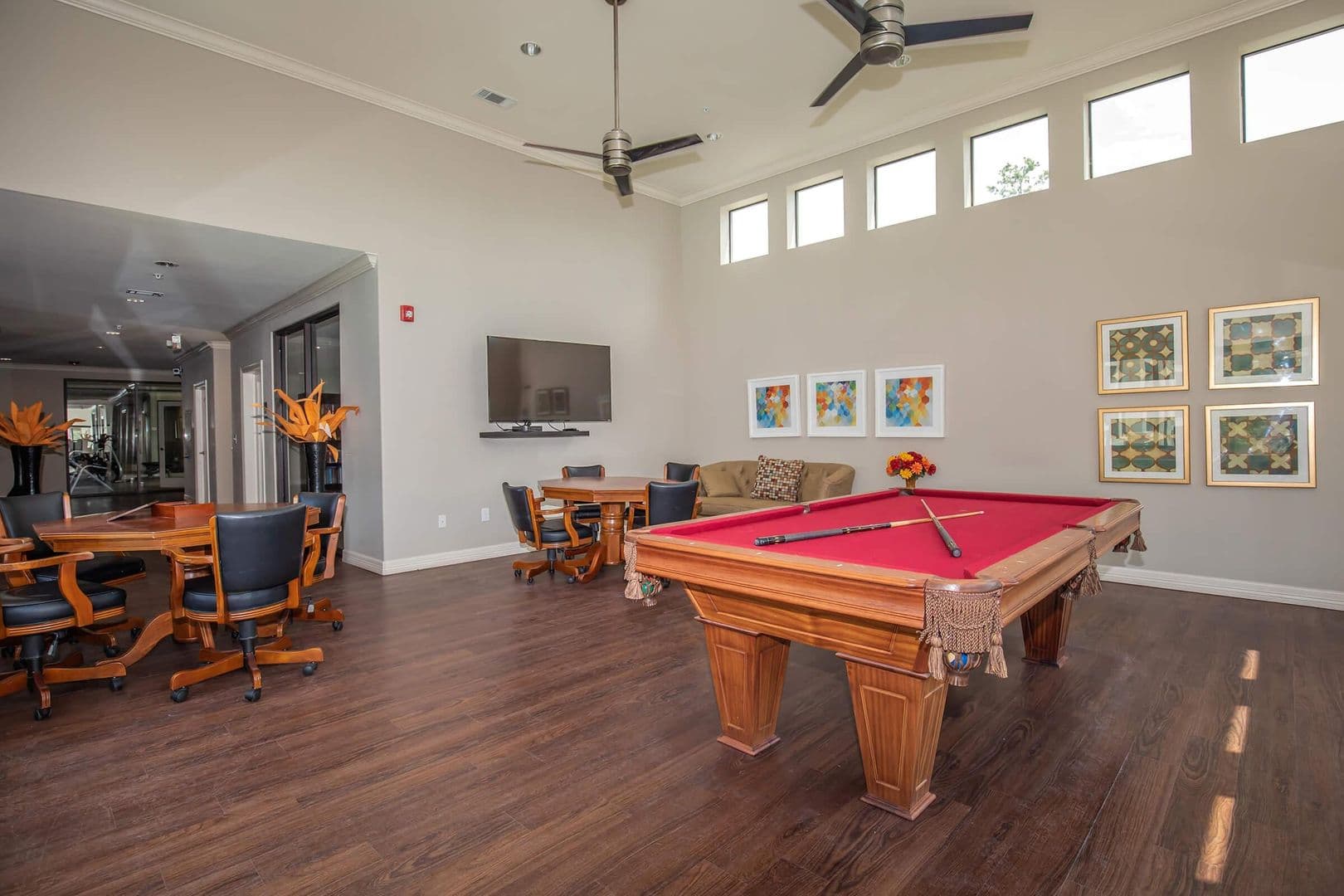 Shenandoah Apartment: 1018 Wellman Road