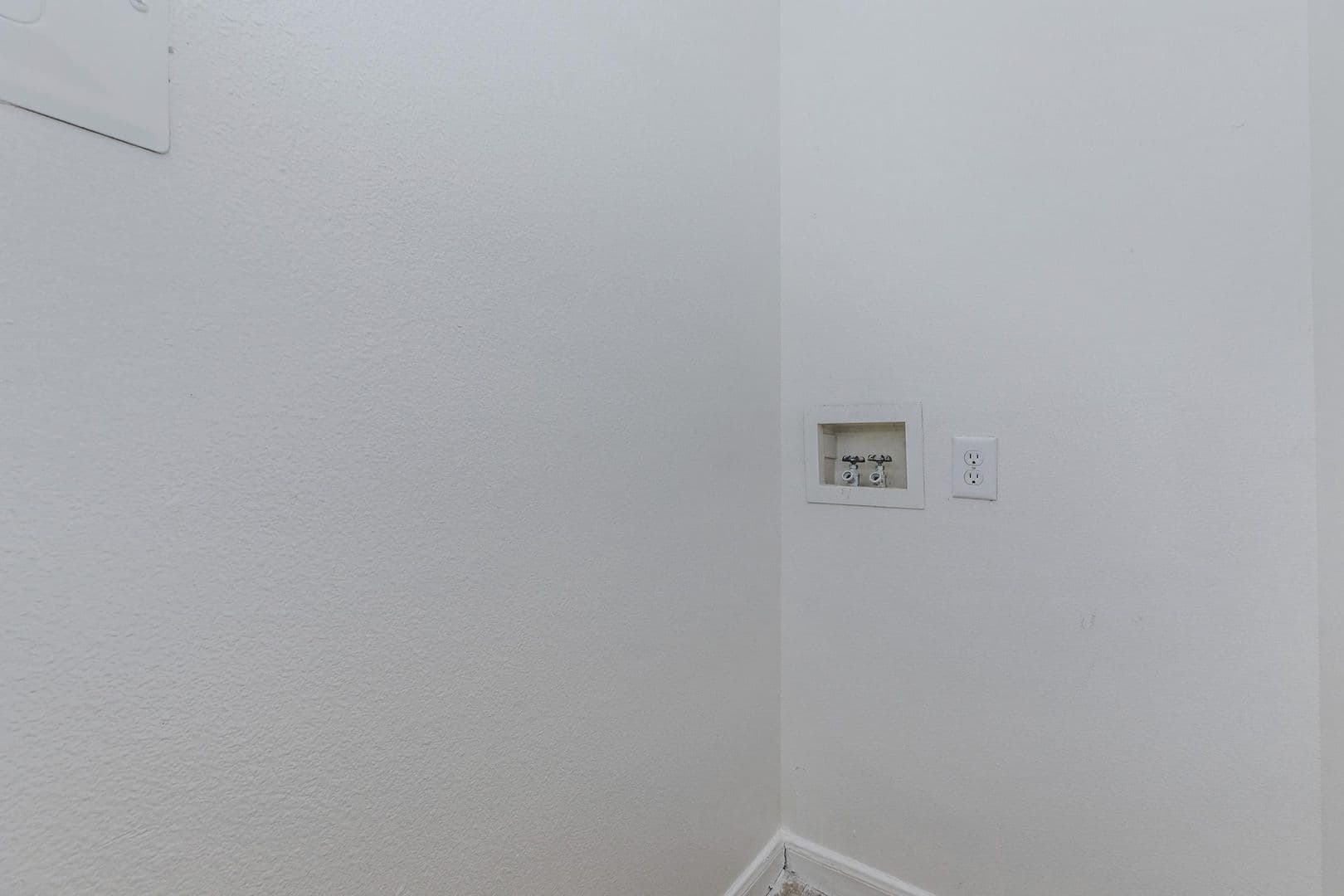 Houston Apartment: 9888 United Drive