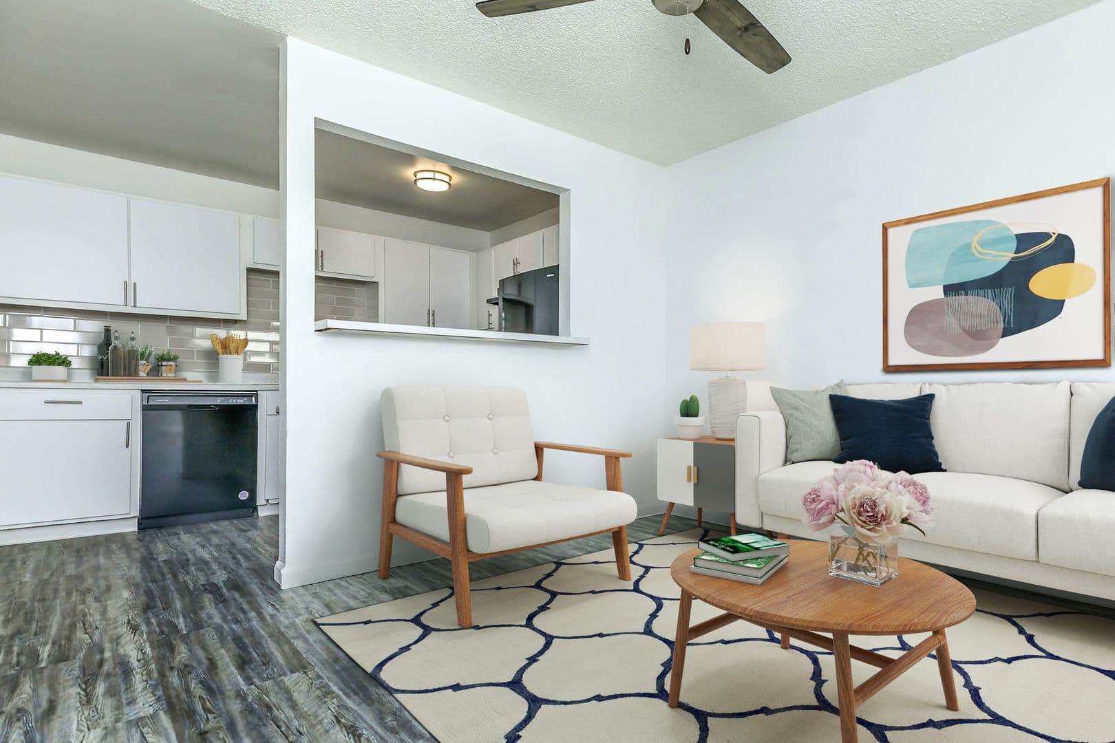 Phoenix Apartment: 40 E Sunland Ave
