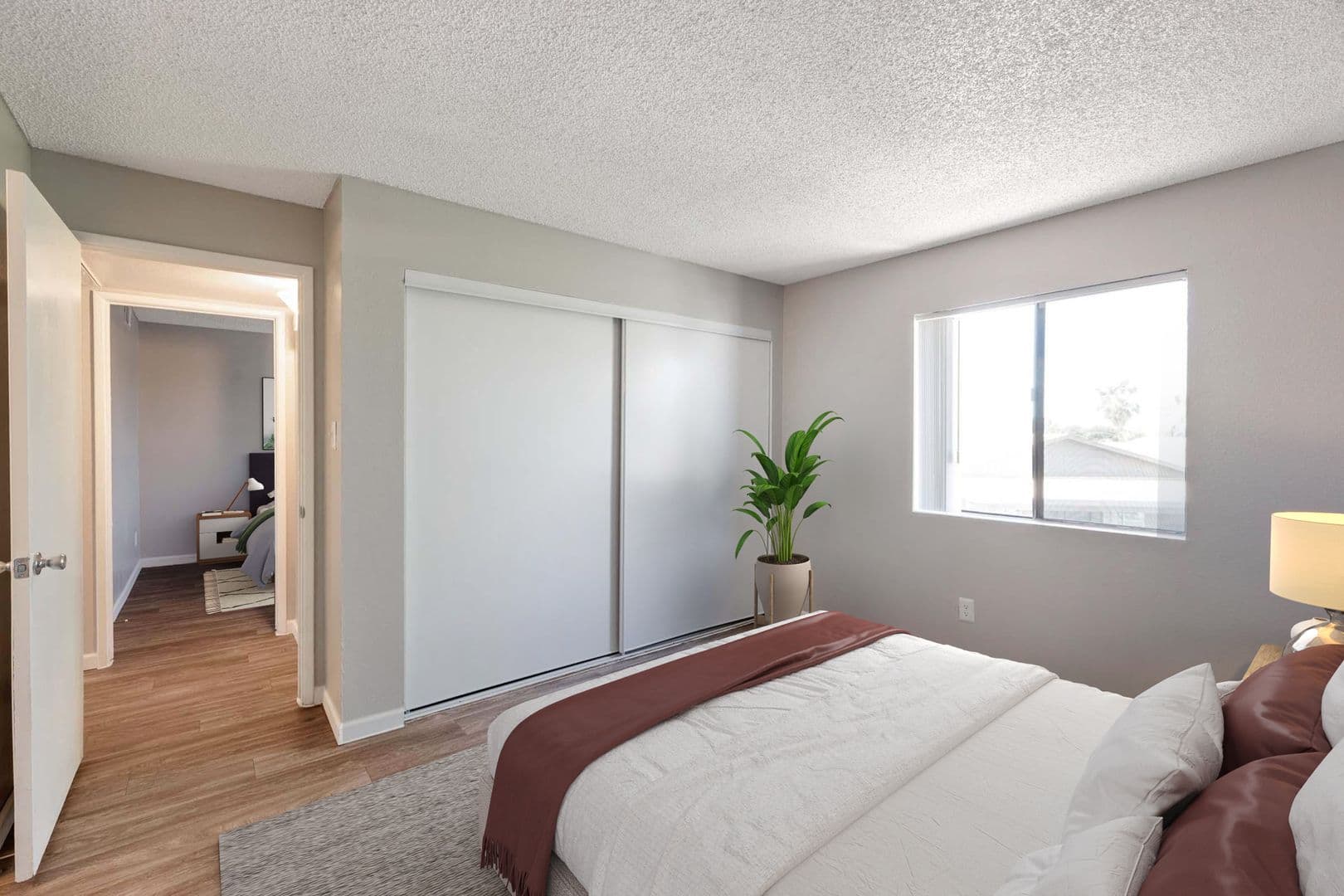 Phoenix Apartment: 2001 W Union Hills Dr.