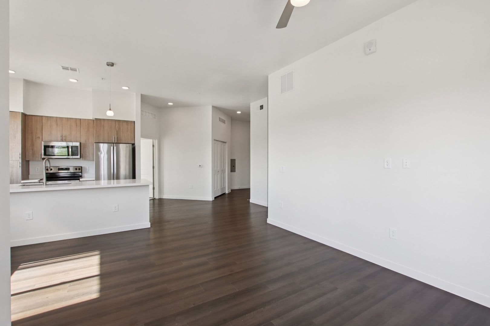 Chandler Apartment: 222 W Boston Street