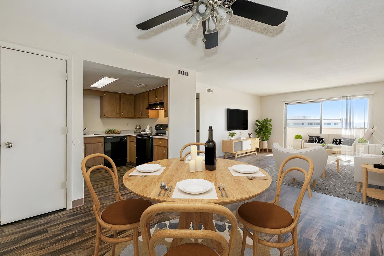 Albuquerque Apartment: 5404 Montgomery Blvd NE