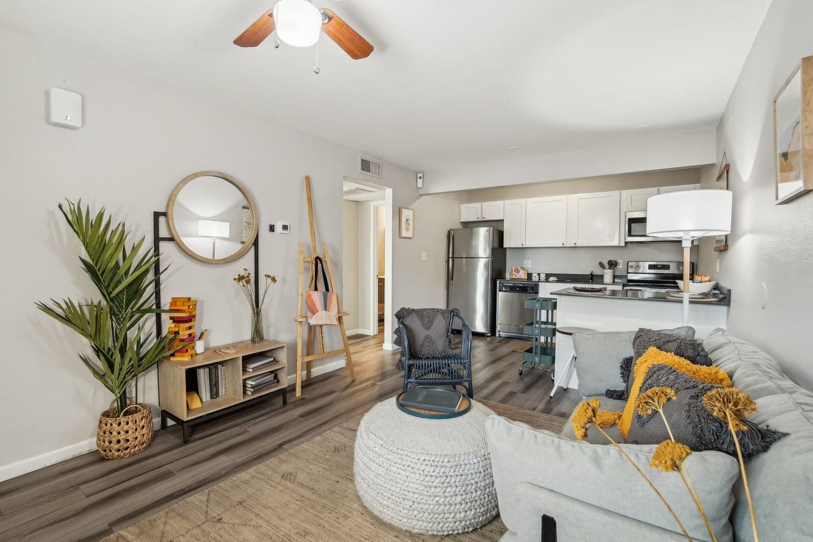 Tempe Apartment: 1532 South Price Road