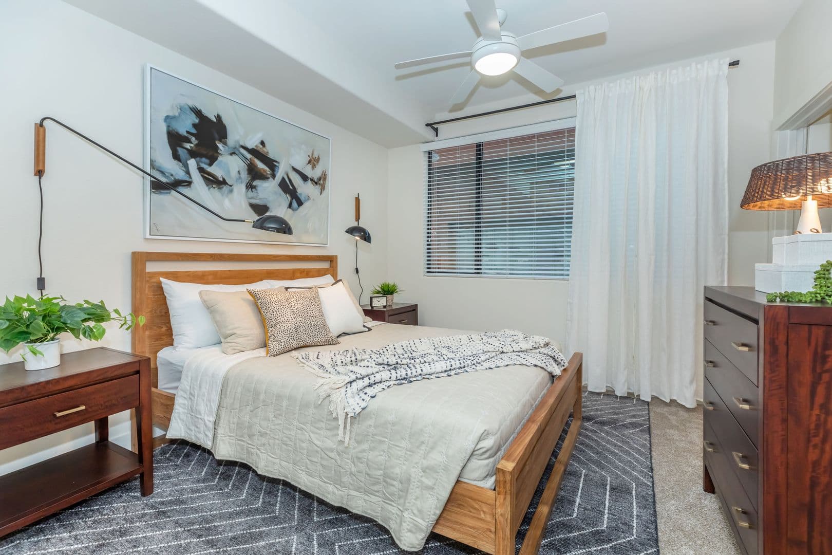 Scottsdale Apartment: 6640 E McDowell Rd