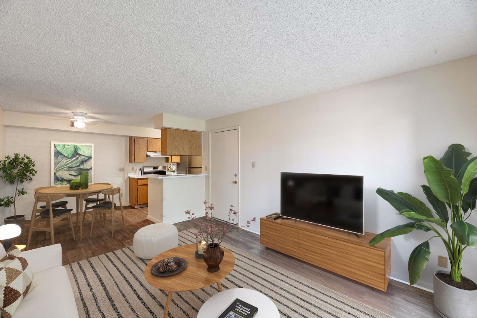 Phoenix Apartment: 2001 W Union Hills Dr.