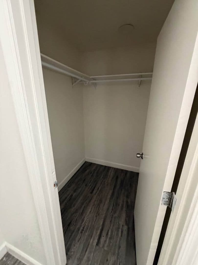 Phoenix Apartment: 4145 Longview Avenue