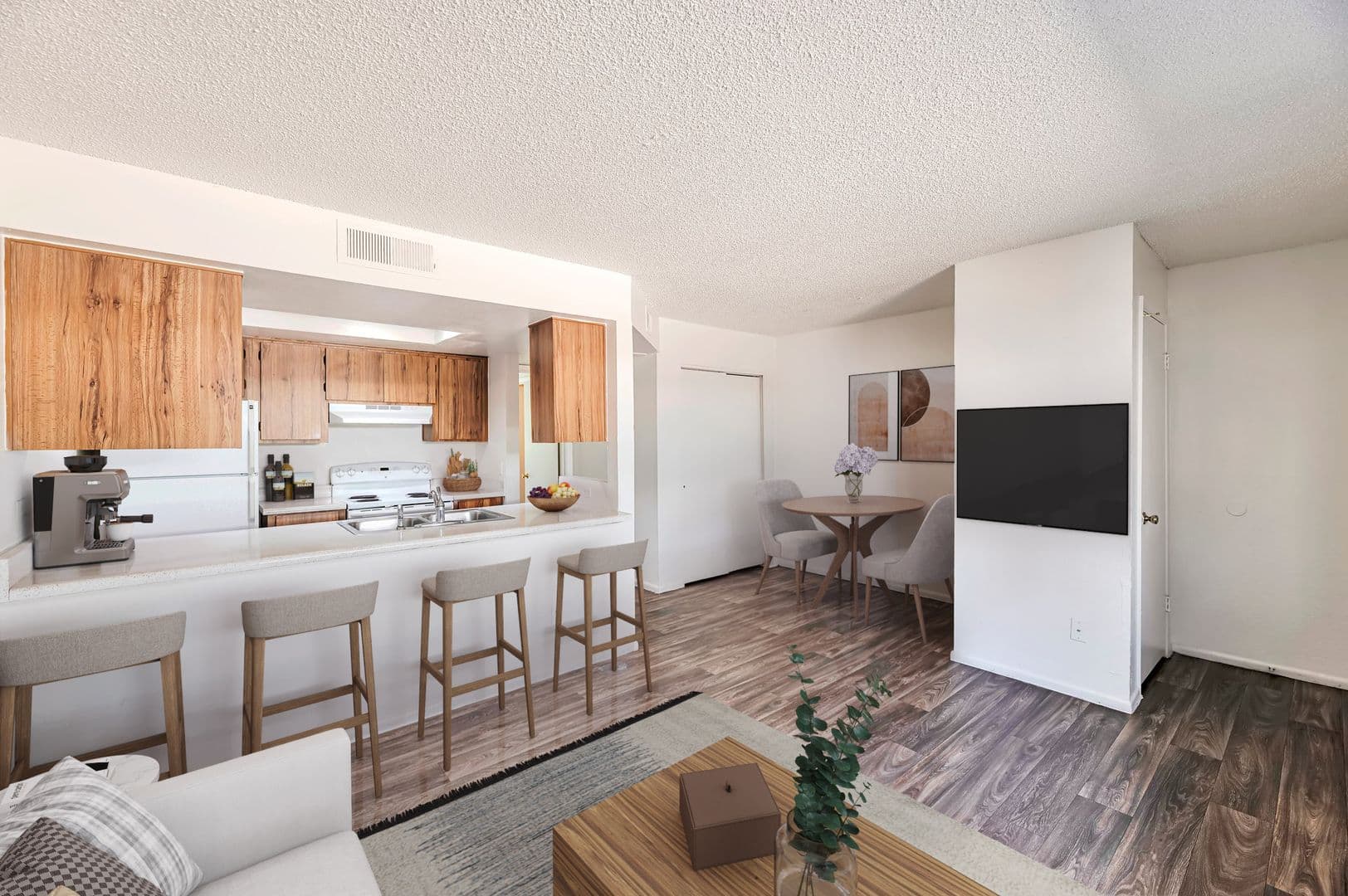 Tempe Apartment: 1876 - 1896 E. Hayden Ln. North