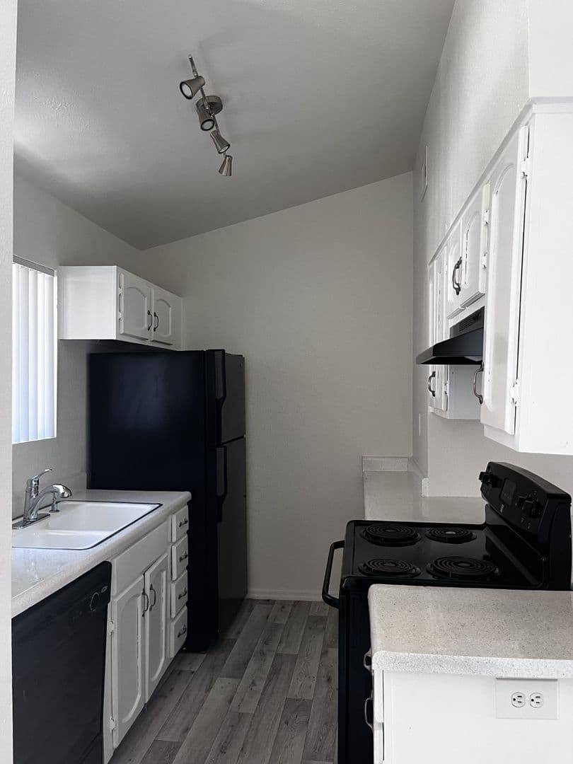 Phoenix Townhome: 4540 E Belleview St