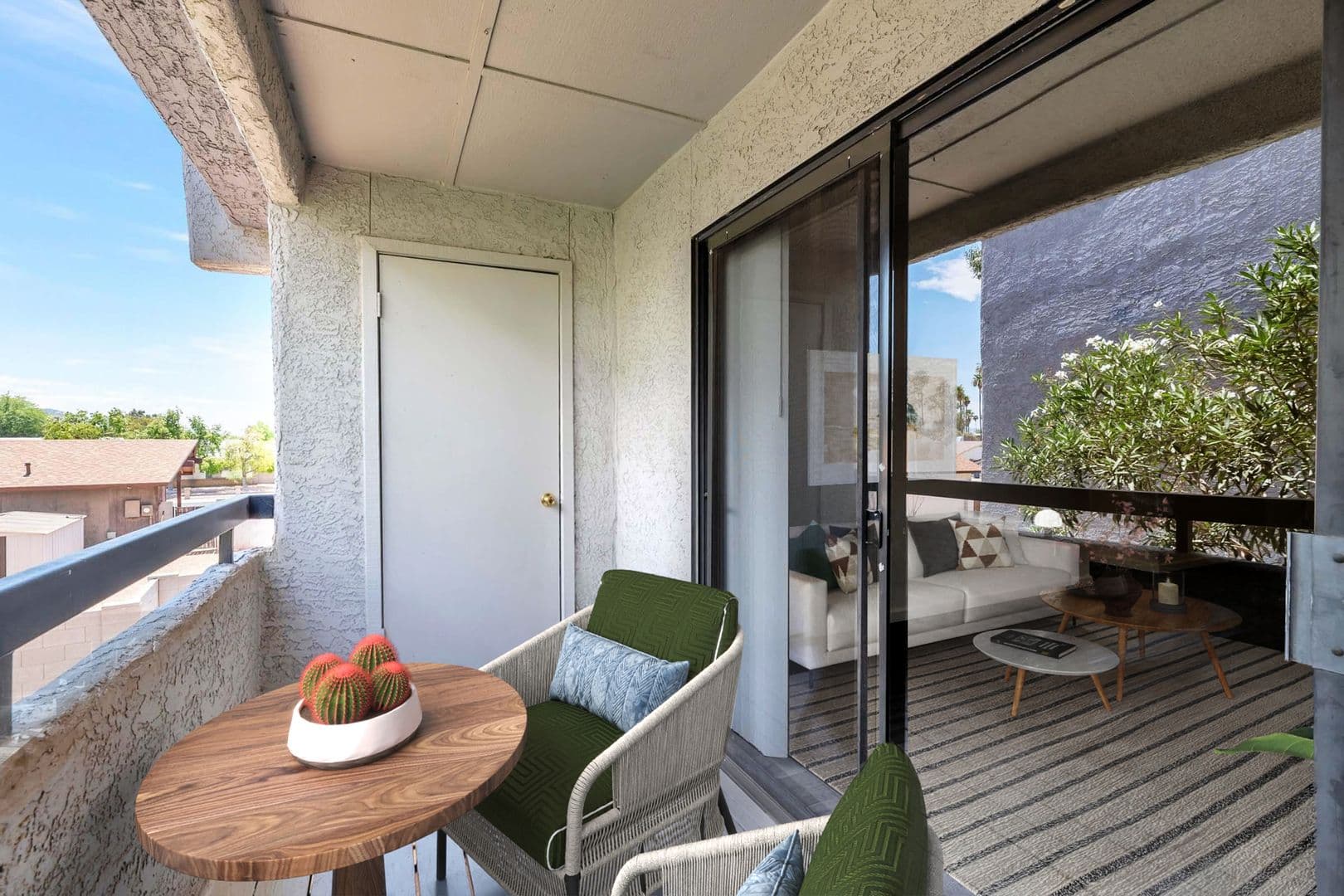 Phoenix Apartment: 2001 W Union Hills Dr.
