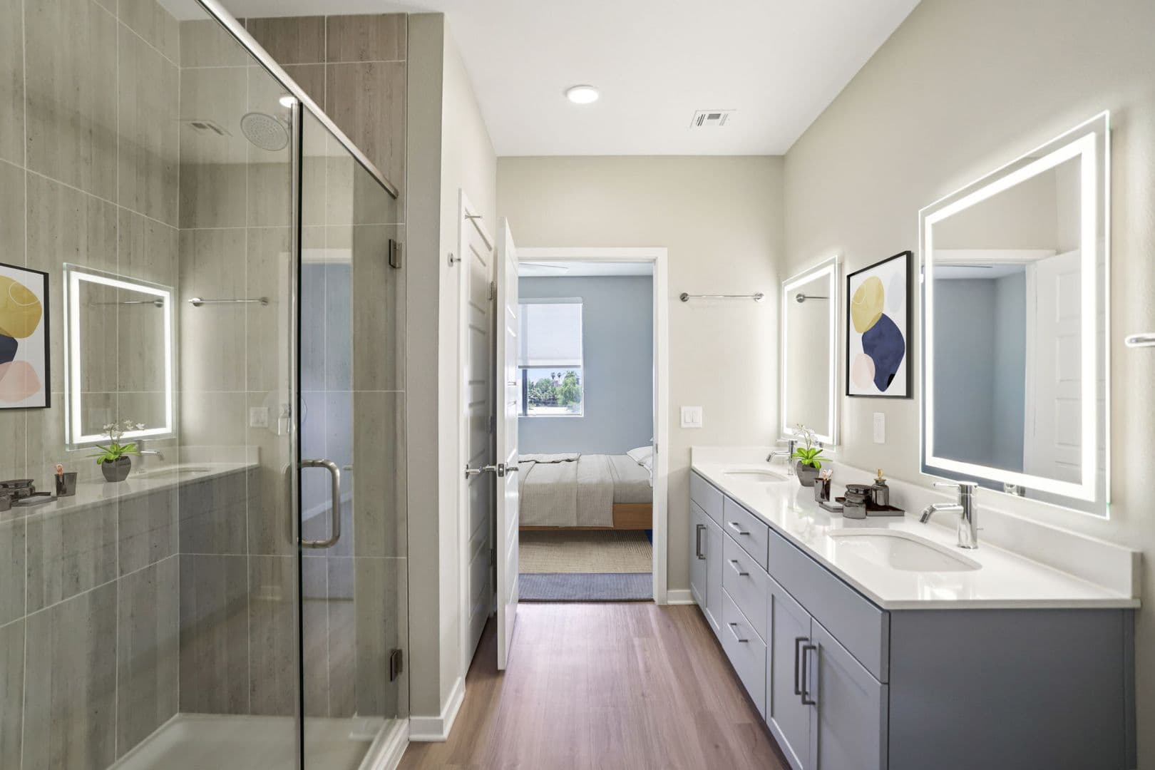 Phoenix Apartment: 777 E Stella Ln.