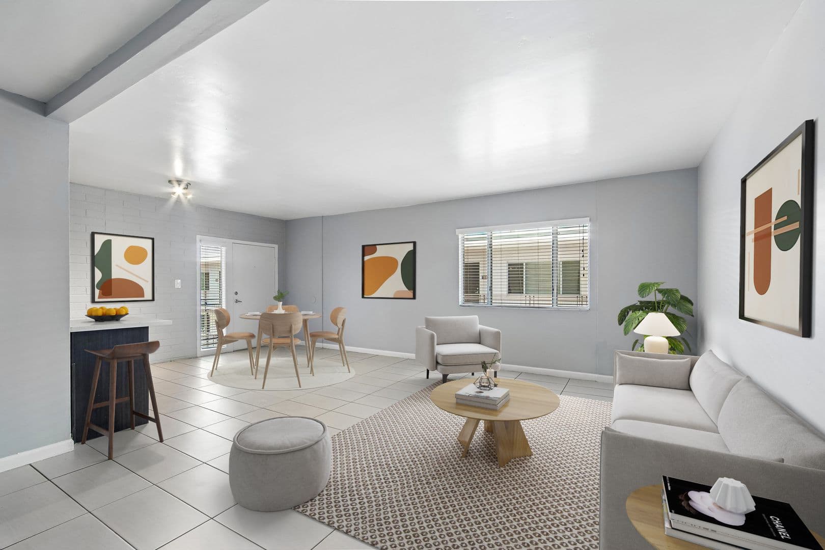 Phoenix Apartment: 1220 N 44th St.