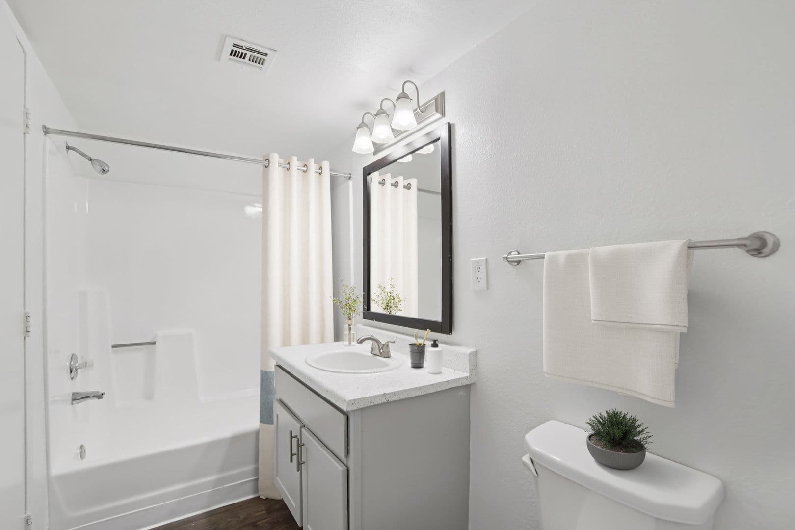 Mesa Apartment: 2343 W. MAIN St